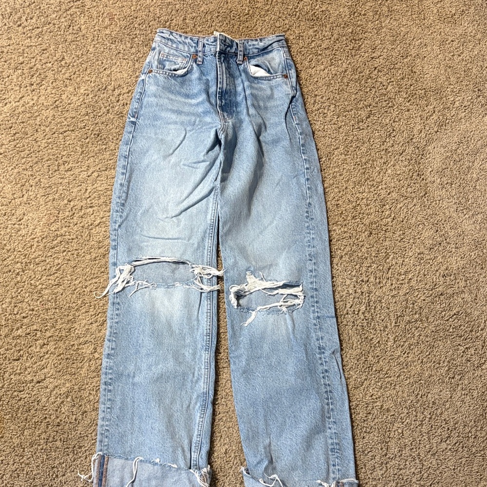 Distressed Zara Light Blue Women's Jeans